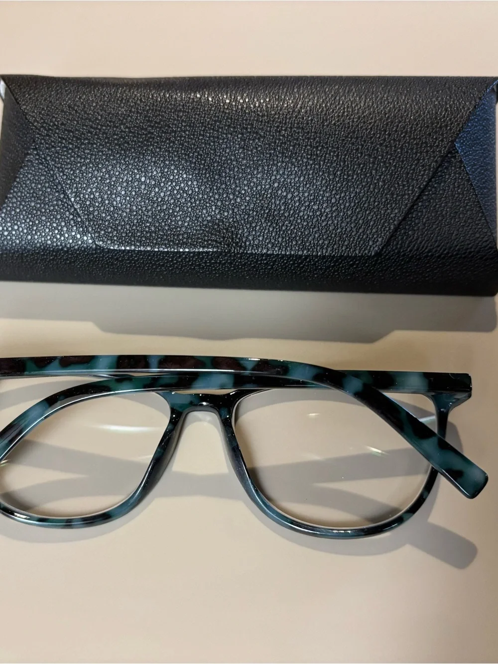 NWOT Peepers Blue Light Filtering Readers +0 Green Tortoise Bengal with Case